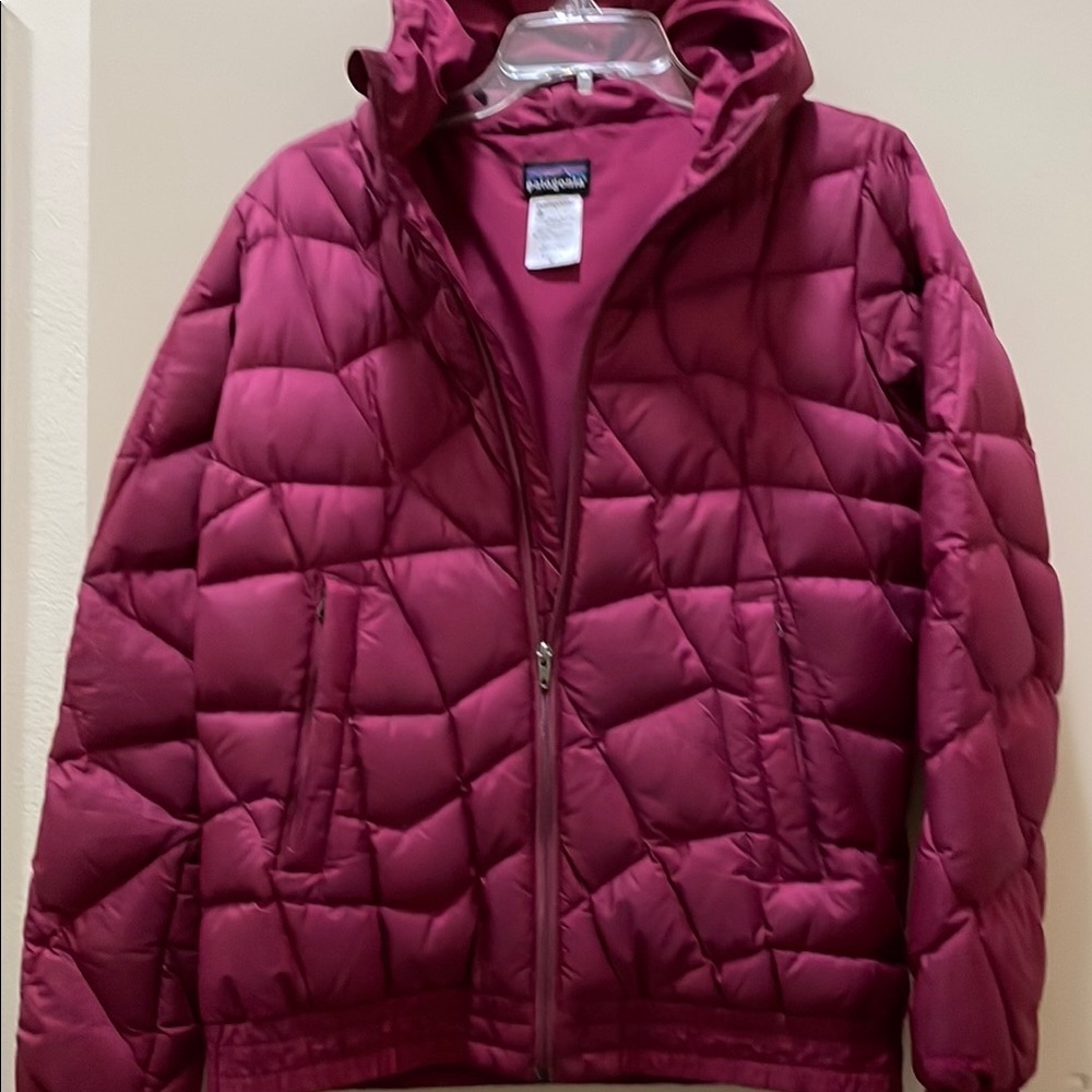Patagonia Women's Pink Jacket- Aliso Down Hoody